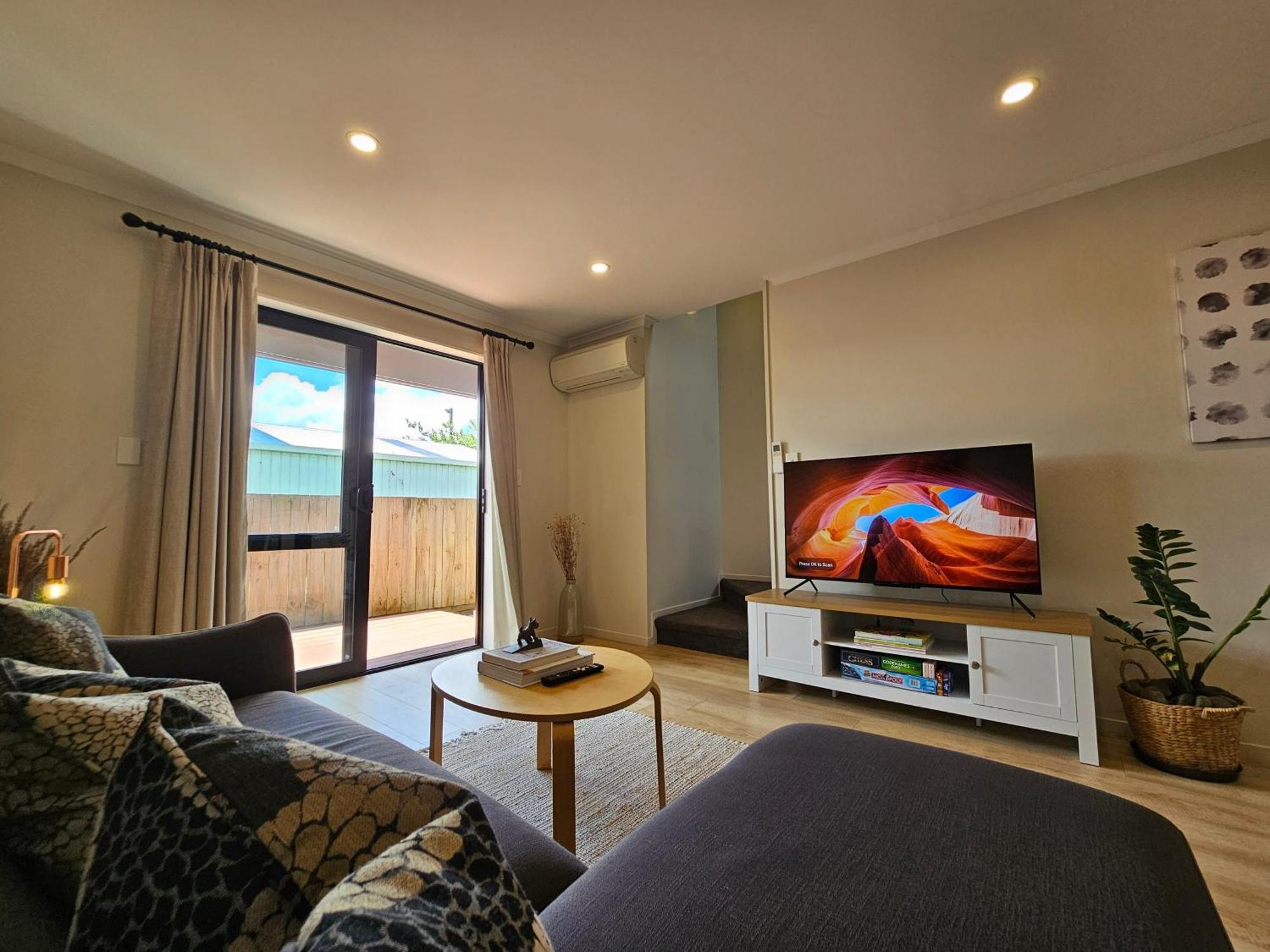 Gazeley Gem Apartment Hamilton Bagian luar foto